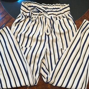 Zara Capris SZ S 🤍💙